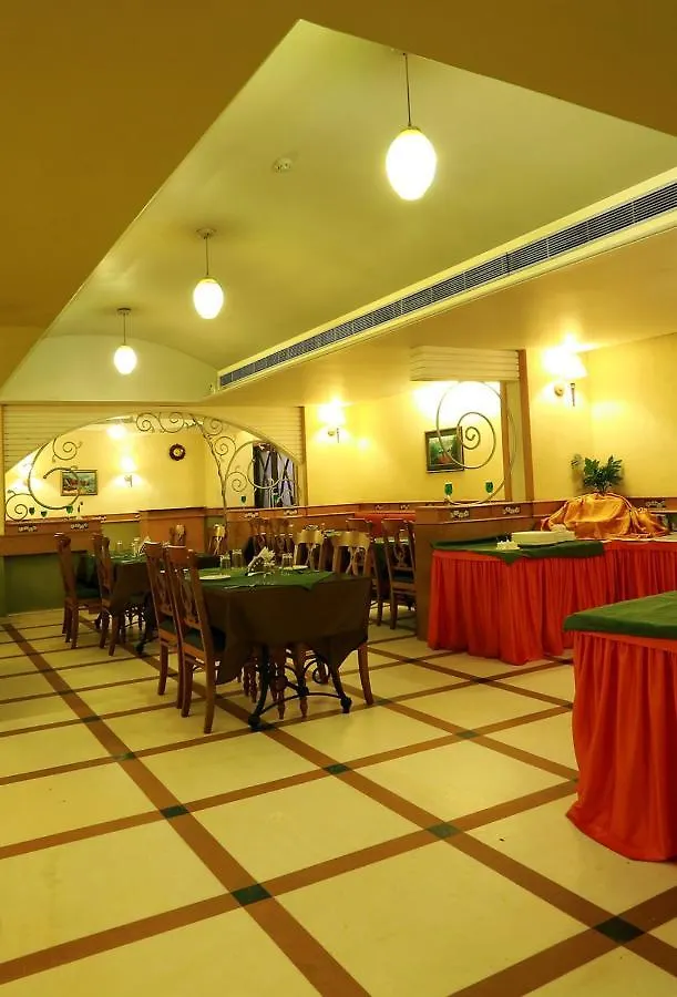 Royal Omars Hotel Kannur