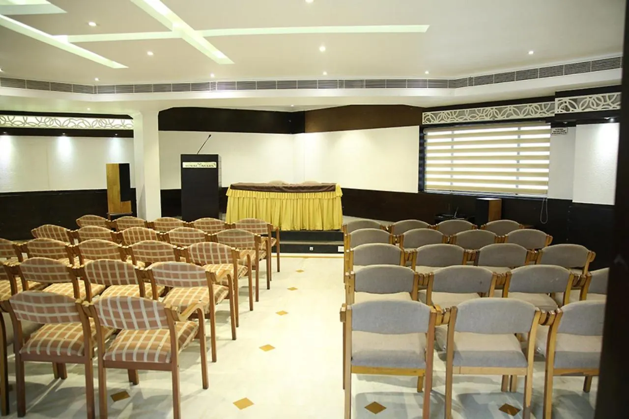 Hotel Royal Omars Kannur 4*,