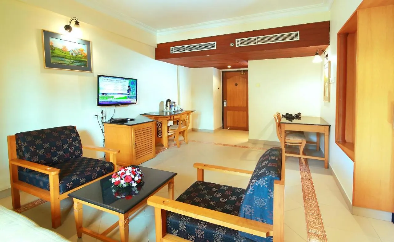 Royal Omars Hotel Kannur 4*,